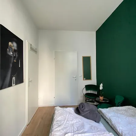 8 Fully Equipped Studio Shared Apt W Terrace Margareten Viena Exterior foto