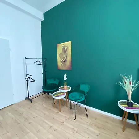 8 Fully Equipped Studio Shared Apt W Terrace Margareten Viena Exterior foto