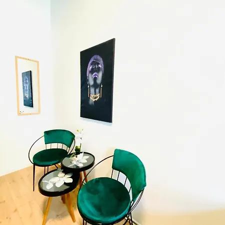 8 Fully Equipped Studio Shared Apt W Terrace Margareten Viena Exterior foto