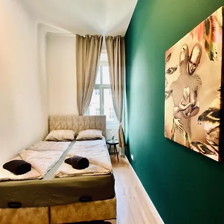 8 Fully Equipped Studio Shared Apt W Terrace Margareten Viena Exterior foto