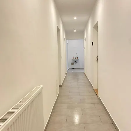 8 Fully Equipped Studio Shared Apt W Terrace Margareten Viena Exterior foto