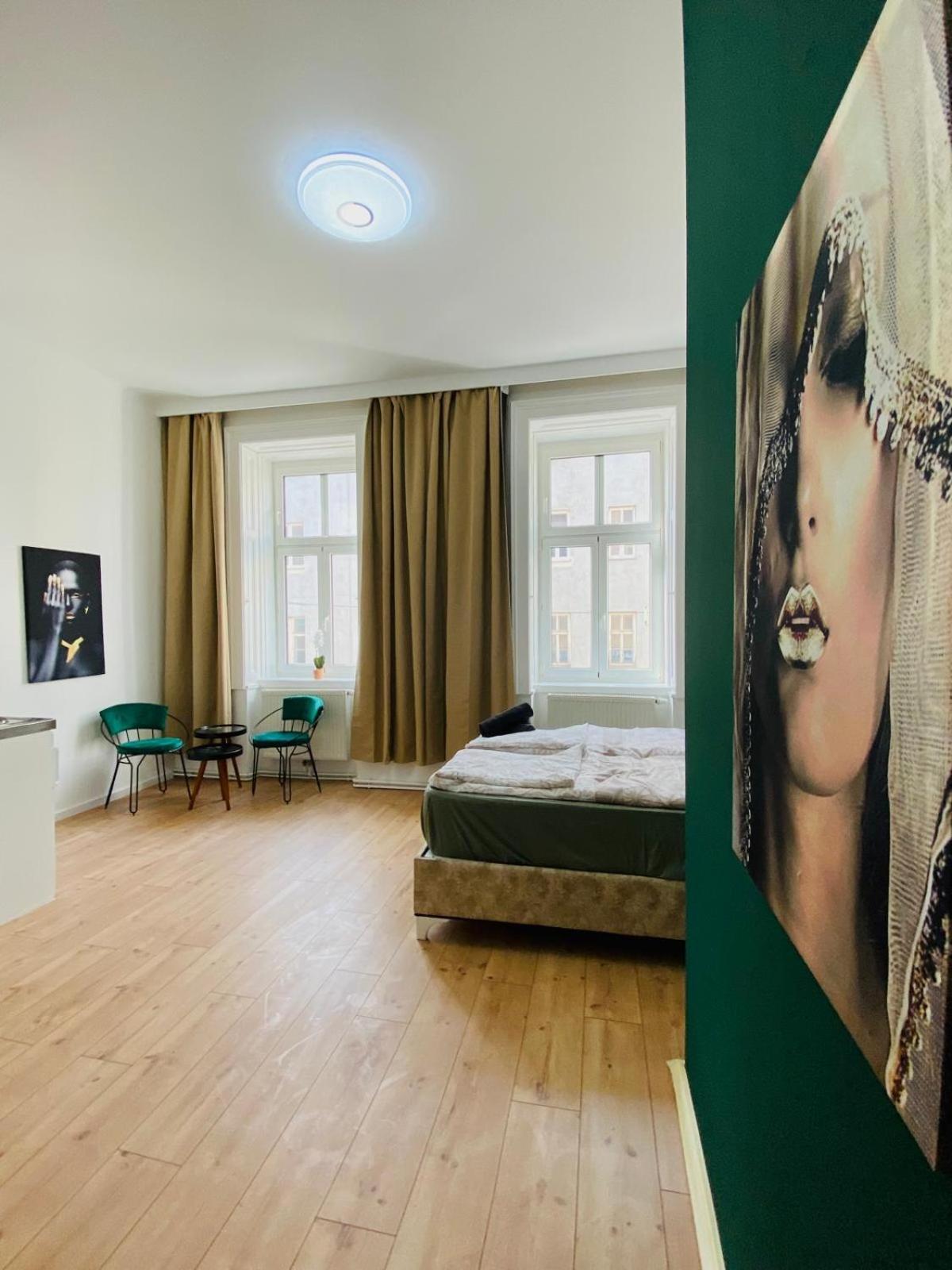 8 Fully Equipped Shared W Terrace Margareten *