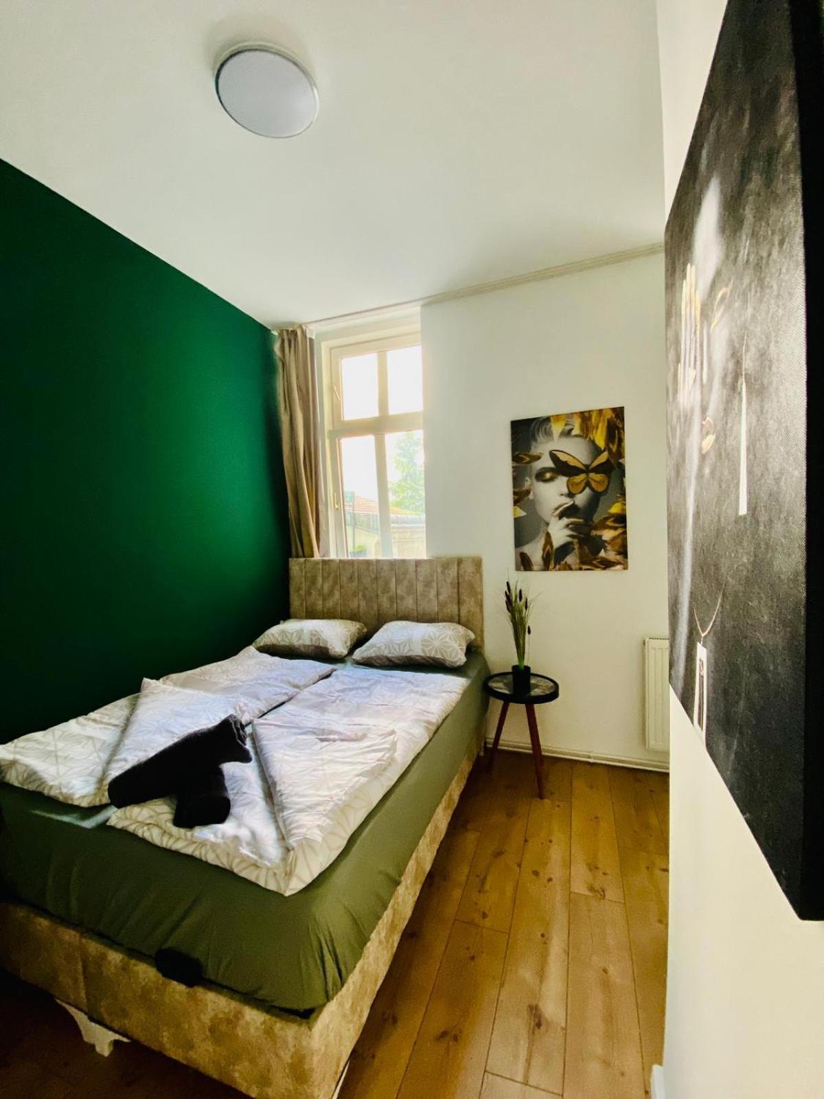 8 Fully Equipped Shared W Terrace Margareten Apartamento Viena