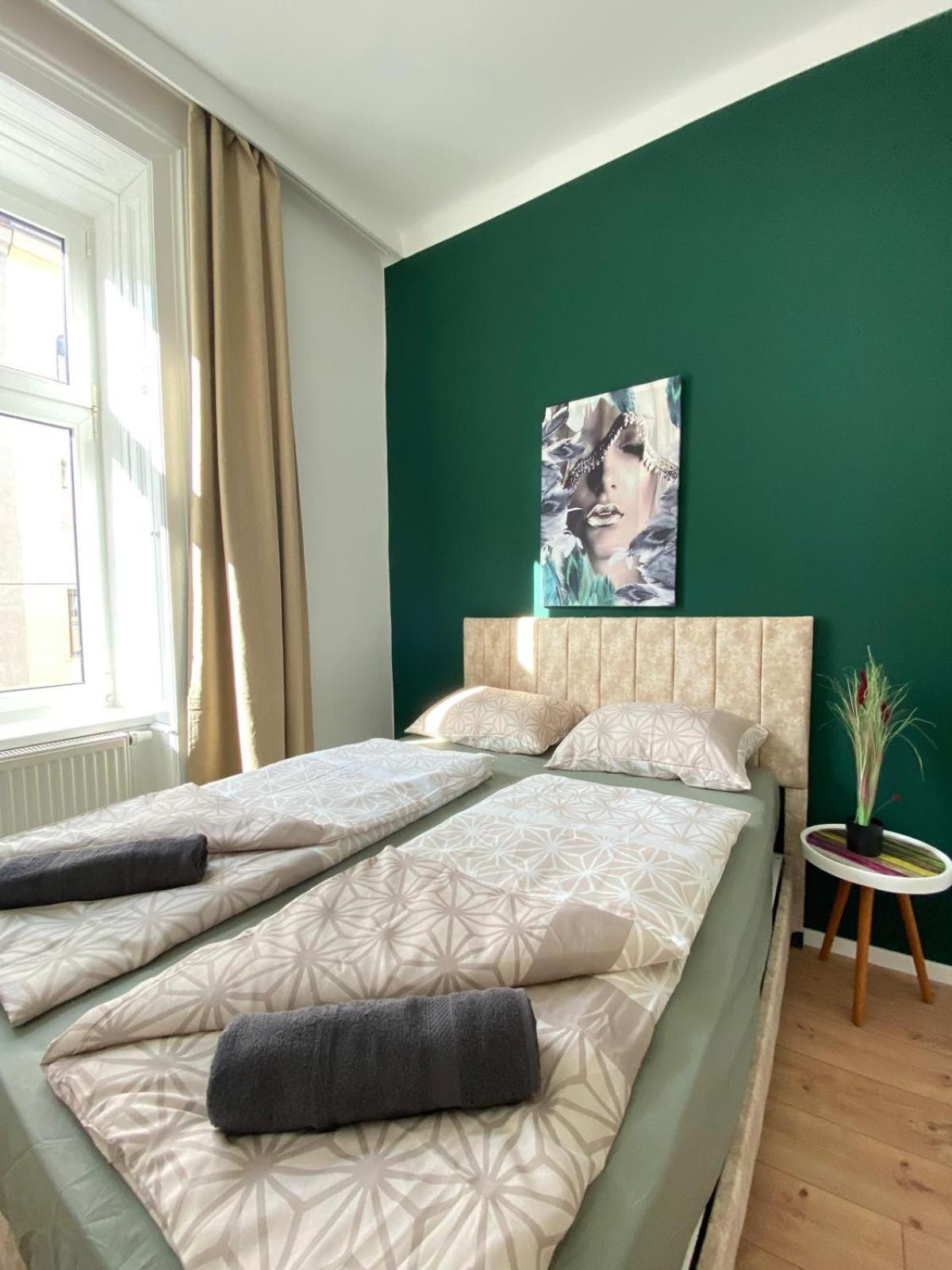 8 Fully Equipped Shared W Terrace Margareten Viena