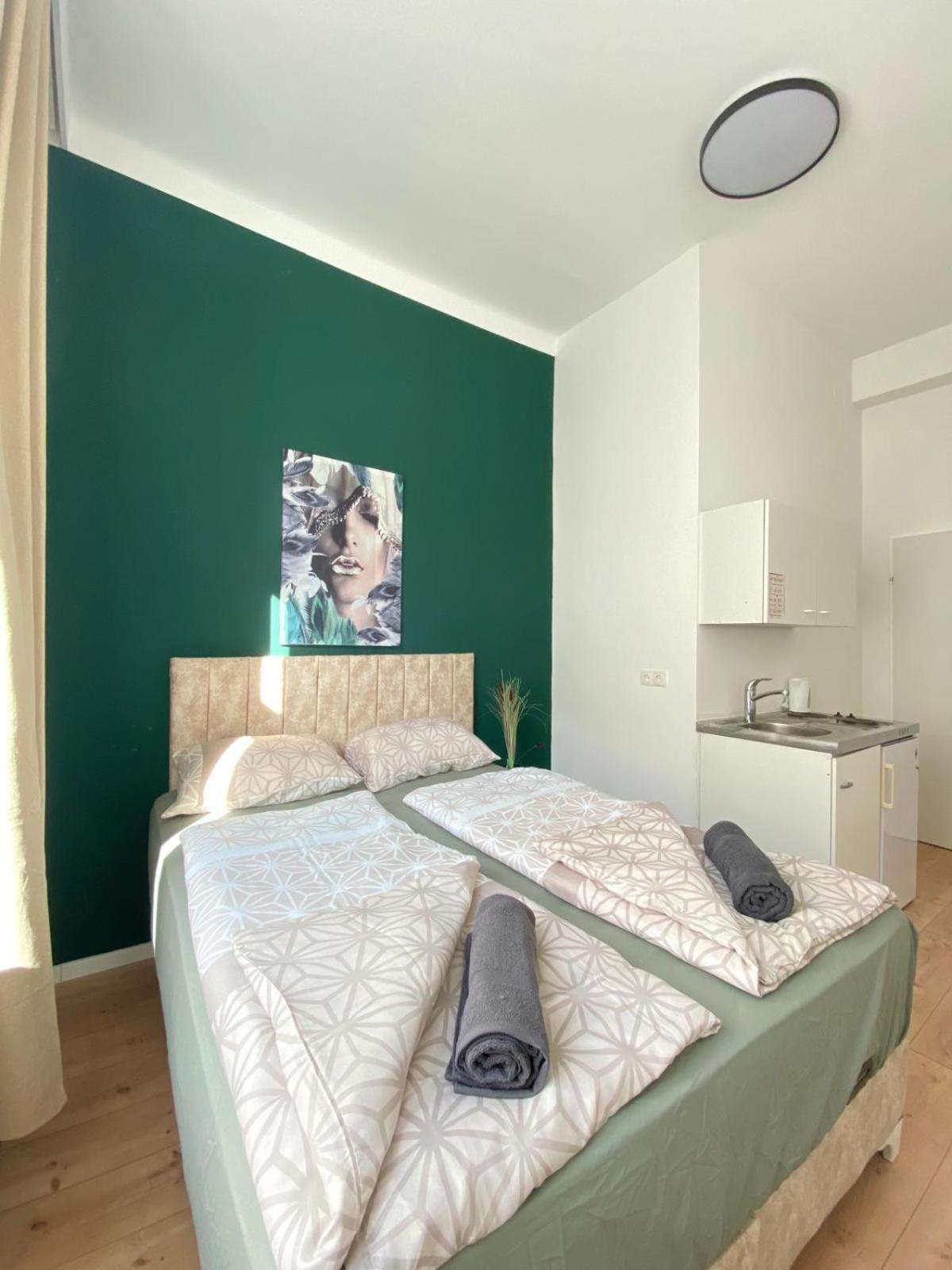 8 Fully Equipped Shared W Terrace Margareten * Viena