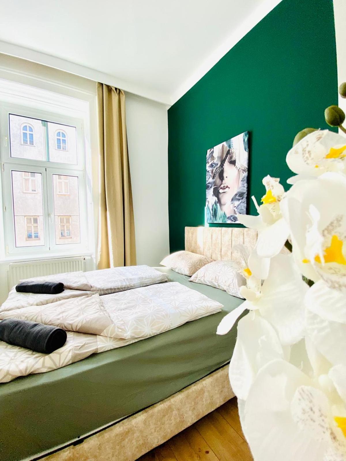 8 Fully Equipped Shared W Terrace Margareten Viena