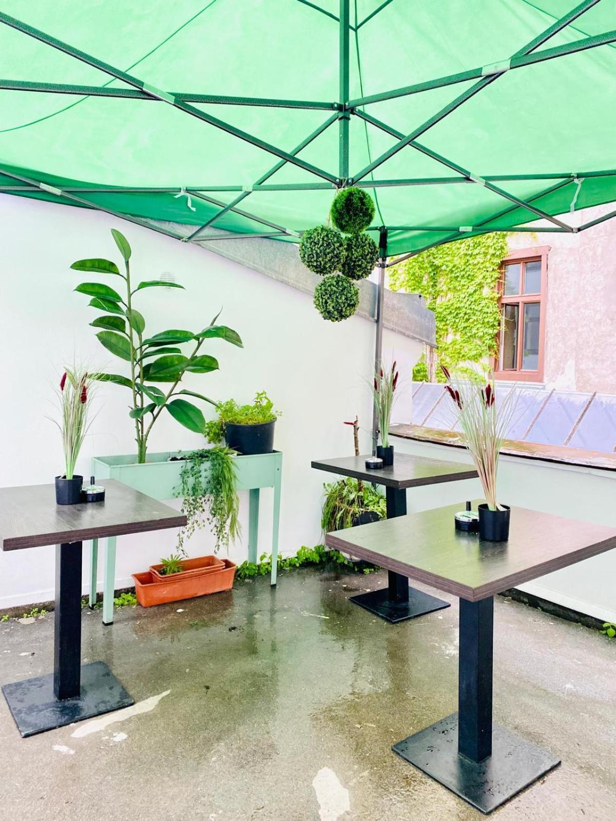 8 Fully Equipped Shared W Terrace Margareten Apartamento Viena