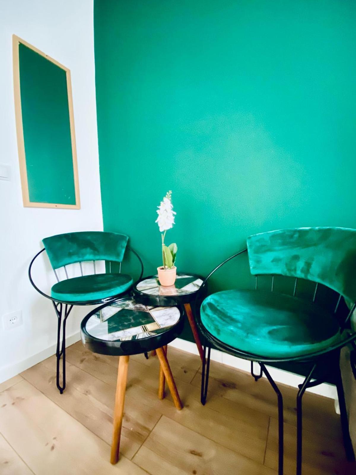 Apartment 8 Fully Equipped Studio Shared Apt W Terrace Margareten *